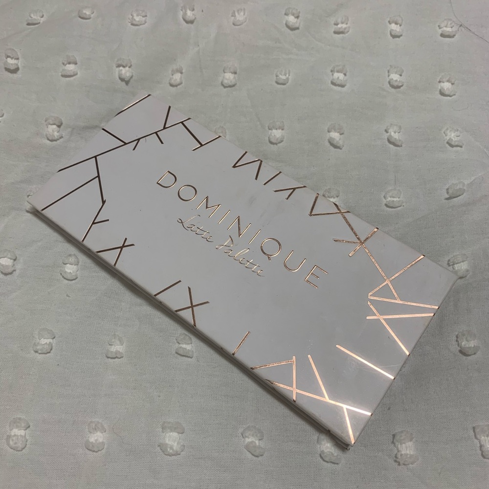 Dominique Cosmetics Latte Palette